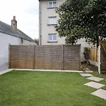 Cocon Moderne Avec Jardin Privatif - Apartment *