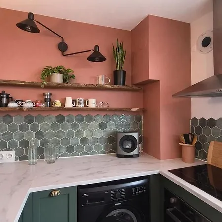 Cocon Moderne Avec Jardin Privatif -