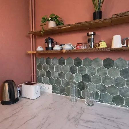 Cocon Moderne Avec Jardin Privatif - Apartment