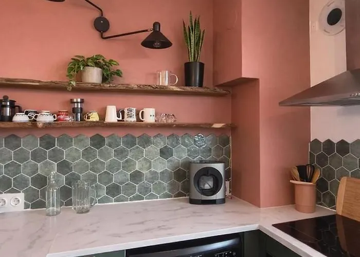 Cocon Moderne Avec Jardin Privatif -